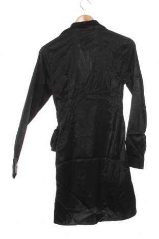 Kleid NA-KD, Größe S, Farbe Schwarz, Preis 9,53 €