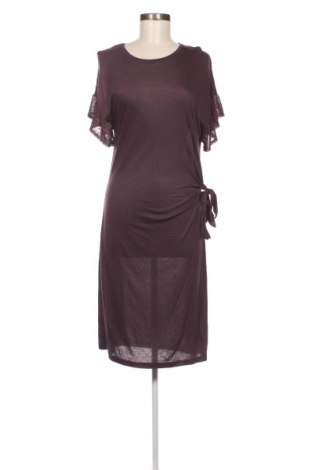Φόρεμα Numph, Μέγεθος M, Χρώμα Βιολετί, Τιμή 5,43 €