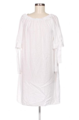 Kleid Piazza Italia, Größe S, Farbe Weiß, Preis 12,71 €