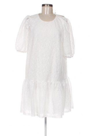Φόρεμα Reserved, Μέγεθος XL, Χρώμα Λευκό, Τιμή 13,18 €