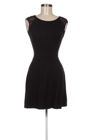 Φόρεμα Stradivarius, Μέγεθος S, Χρώμα Μαύρο, Τιμή 3,41 €