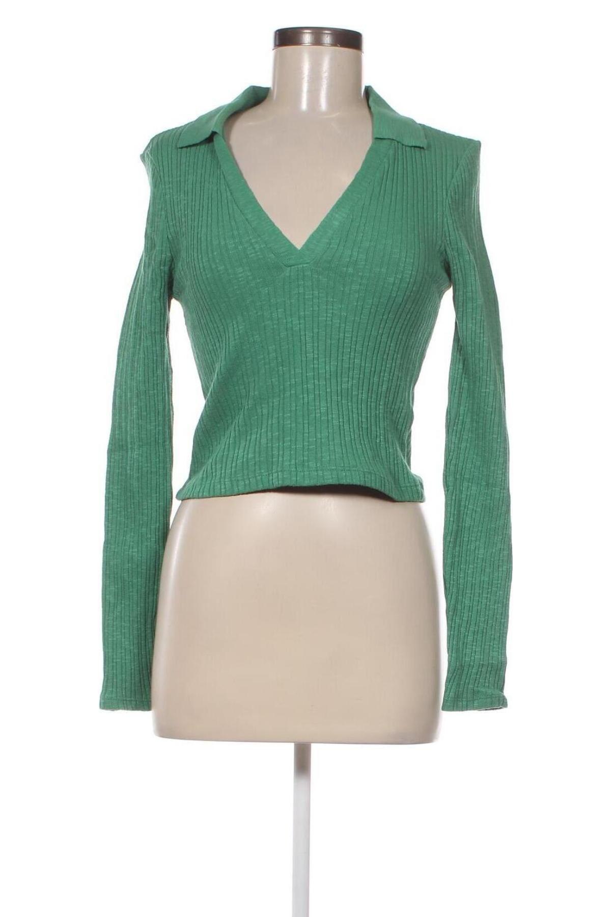 Дамска блуза BDG, Размер M, Цвят Зелен, Цена 21,60 лв.