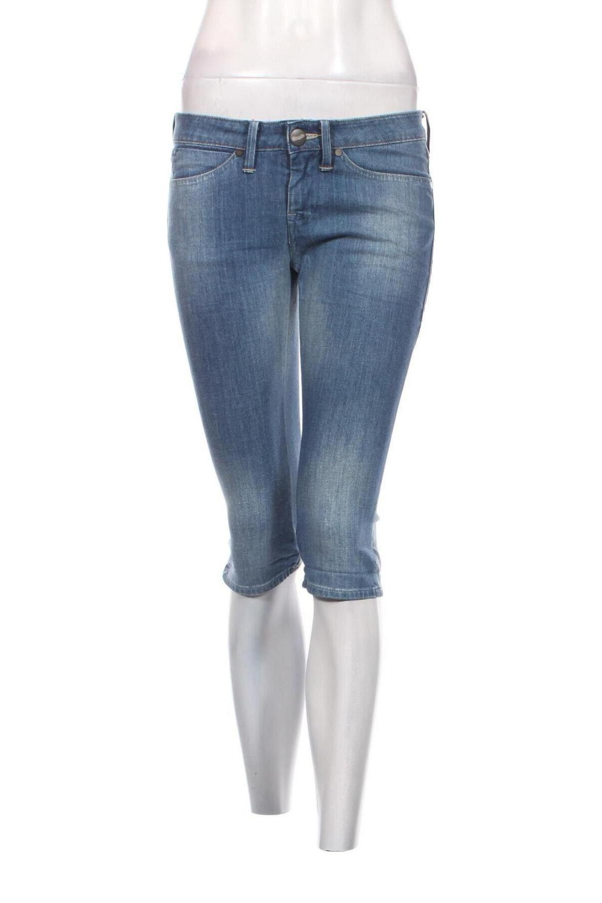 Γυναικείο κοντό παντελόνι Wrangler, Μέγεθος S, Χρώμα Μπλέ, Τιμή 6,73 €