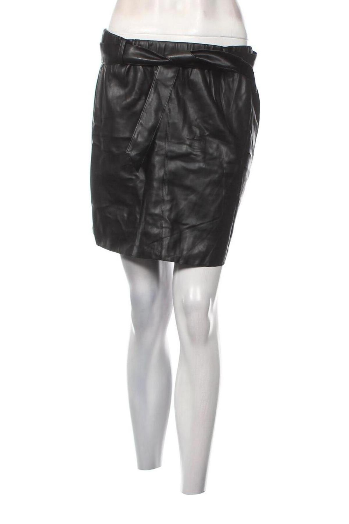 Kožená sukně  Kiabi, Velikost S, Barva Černá, Cena  69,00 Kč