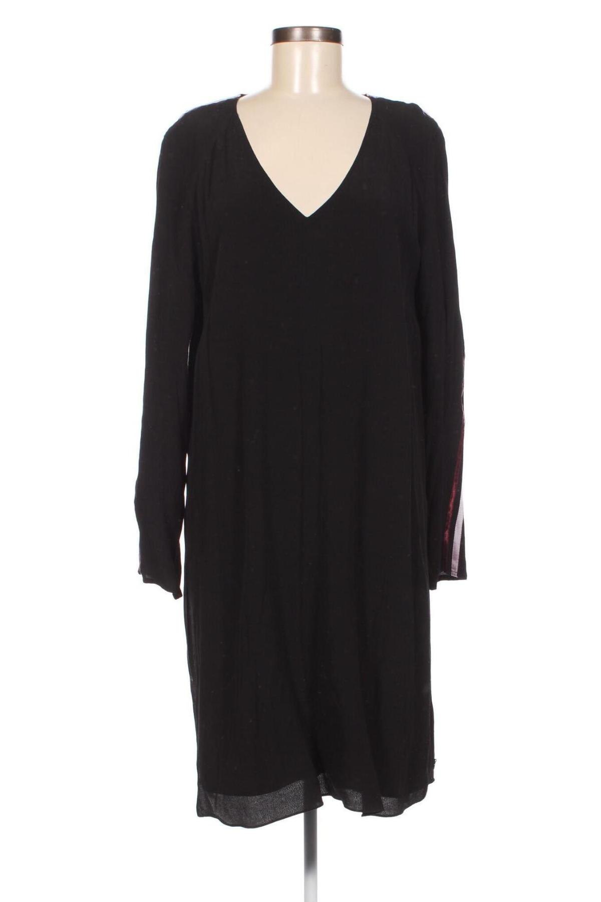 Šaty  Maison Scotch, Veľkosť M, Farba Čierna, Cena  48,46 €