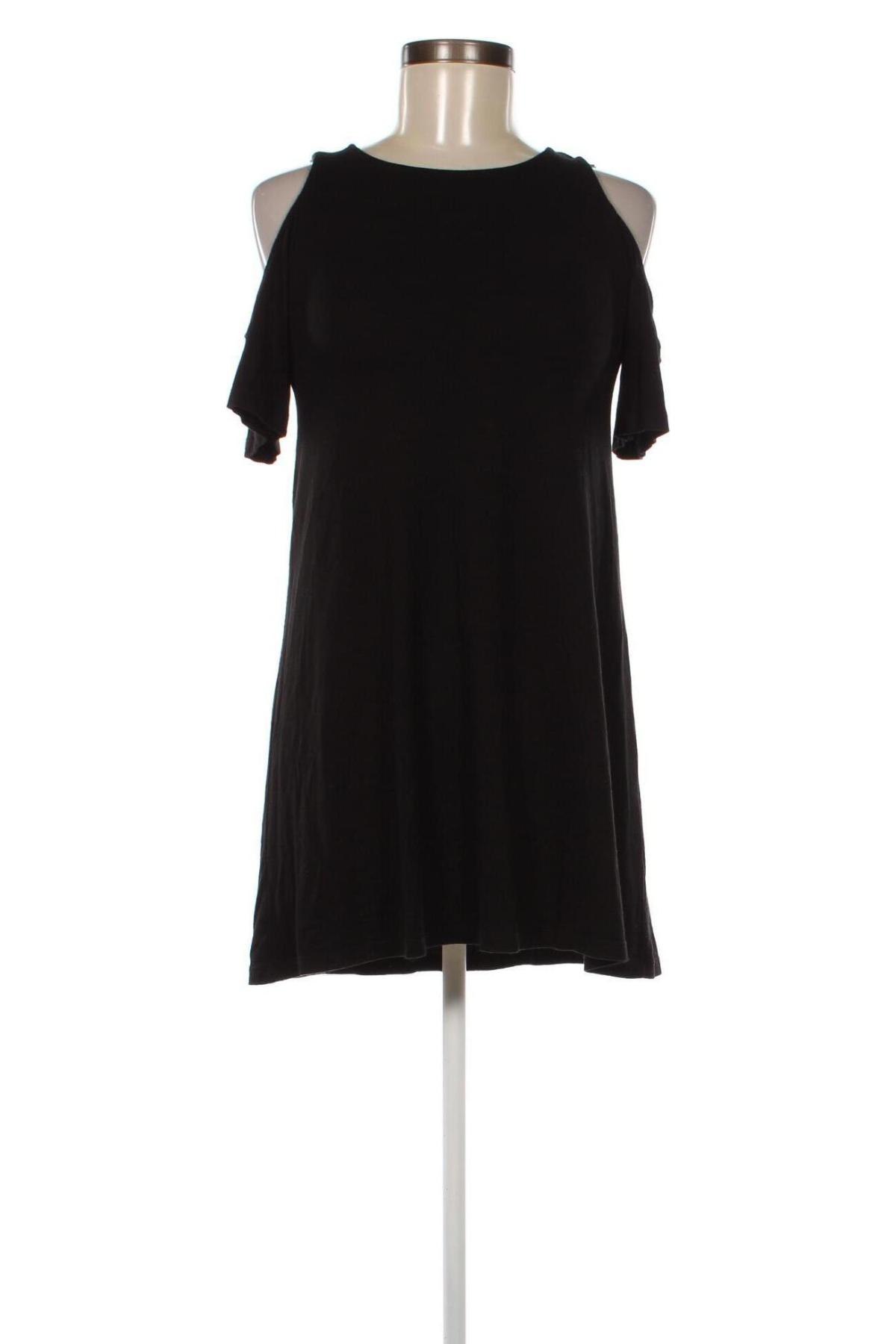 Šaty  Pull&Bear, Velikost XS, Barva Černá, Cena  367,00 Kč