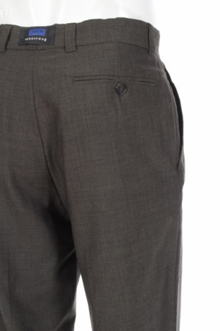 Мъжки панталон Benvenuto, Размер M, Цвят Зелен, Цена 40,80 лв.