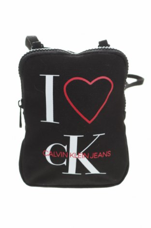 Чанта Calvin Klein Jeans, Цвят Черен, Текстил, Цена 49,17 лв.