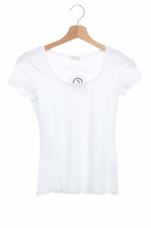 Дамска тениска H&M, Размер XS, Цвят Бял, 95% памук, 5% еластан, Цена 22,00 лв.