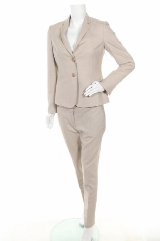Дамски костюм Daniel Hechter, Размер S, Цвят Бежов, 52% полиестер, 43% вълна, 5% еластан, Цена 89,00 лв.