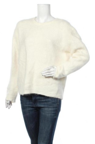 Дамски пуловер Mtwtfss Weekday, Размер L, Цвят Бял, 70% ангора, 30% полиамид, Цена 31,92 лв.