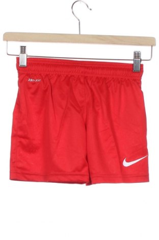 Детски къс панталон Nike, Размер 6-7y/ 122-128 см, Цвят Червен, Полиестер, Цена 29,40 лв.
