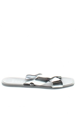 Papuci Carvela, Mărime 38, Culoare Argintiu, Preț 58,16 Lei