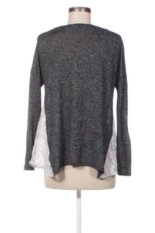 Дамска блуза Abercrombie & Fitch, Размер S, Цвят Сив, Цена 3,40 лв.