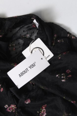 Γυναικεία μπλούζα About You, Μέγεθος XS, Χρώμα Μαύρο, Τιμή 6,39 €