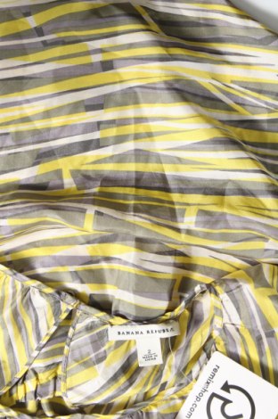 Дамска блуза Banana Republic, Размер XS, Цвят Многоцветен, Цена 34,00 лв.