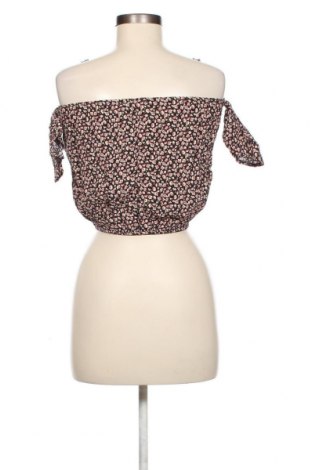 Дамска блуза Brandy Melville, Размер M, Цвят Многоцветен, Цена 19,00 лв.