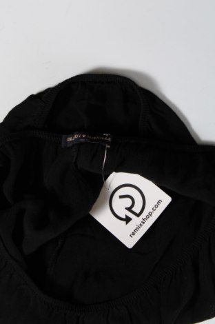 Γυναικεία μπλούζα Brandy Melville, Μέγεθος M, Χρώμα Μαύρο, Τιμή 2,59 €