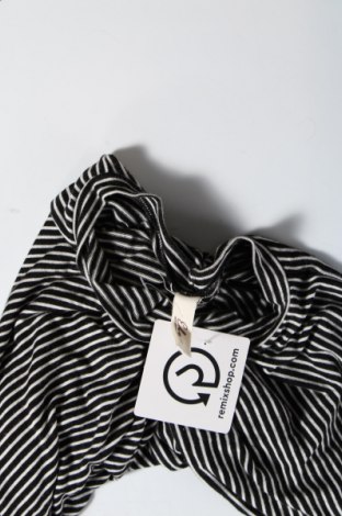 Дамска блуза Elan, Размер S, Цвят Многоцветен, Цена 24,00 лв.