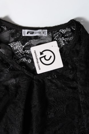 Γυναικεία μπλούζα Fb Sister, Μέγεθος S, Χρώμα Μαύρο, Τιμή 1,75 €
