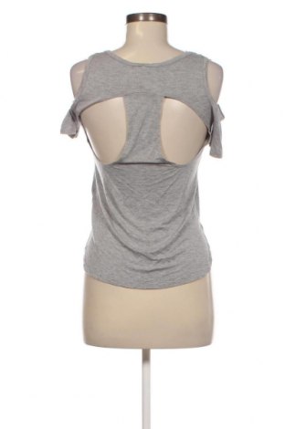 Damen Shirt Guess, Größe XS, Farbe Grau, Preis 23,66 €