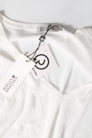 Γυναικεία μπλούζα Molly Bracken, Μέγεθος L, Χρώμα Λευκό, Τιμή 37,11 €