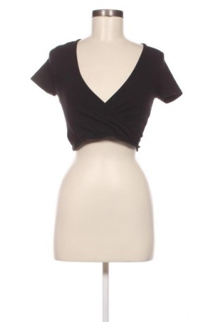 Γυναικεία μπλούζα Nly Trend, Μέγεθος S, Χρώμα Μαύρο, Τιμή 1,75 €