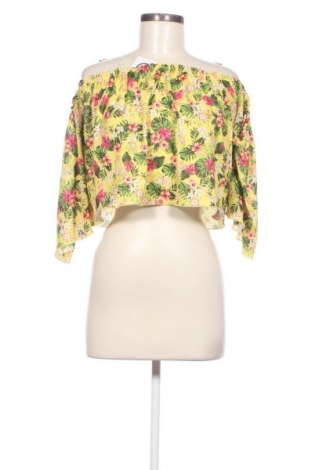 Γυναικεία μπλούζα Pull&Bear, Μέγεθος L, Χρώμα Πολύχρωμο, Τιμή 3,01 €