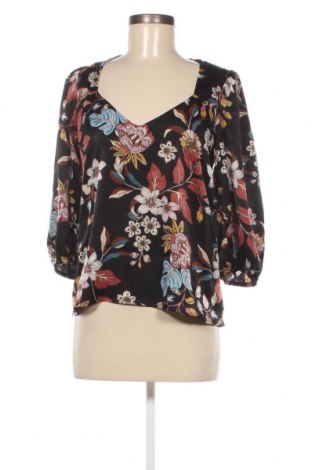 Γυναικεία μπλούζα Rinascimento, Μέγεθος S, Χρώμα Πολύχρωμο, Τιμή 12,09 €