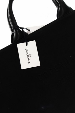 Дамска чанта Copenhagen Studios, Цвят Черен, Цена 239,00 лв.