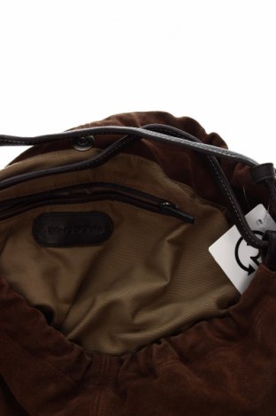 Дамска чанта Marc O'Polo, Цвят Кафяв, Цена 101,92 лв.