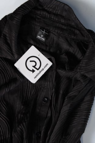 Γυναικείο πουκάμισο DAZY, Μέγεθος M, Χρώμα Μαύρο, Τιμή 2,63 €