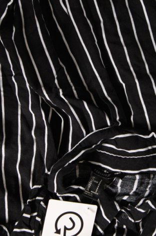 Γυναικείο πουκάμισο Forever 21, Μέγεθος S, Χρώμα Μαύρο, Τιμή 2,32 €