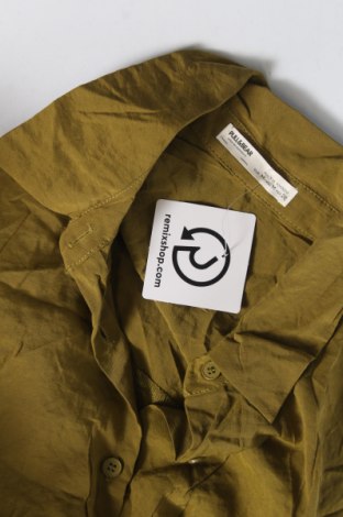 Γυναικείο πουκάμισο Pull&Bear, Μέγεθος M, Χρώμα Πράσινο, Τιμή 2,47 €