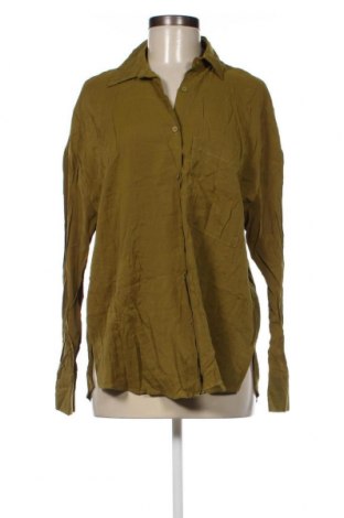 Дамска риза Pull&Bear, Размер M, Цвят Зелен, Цена 8,75 лв.