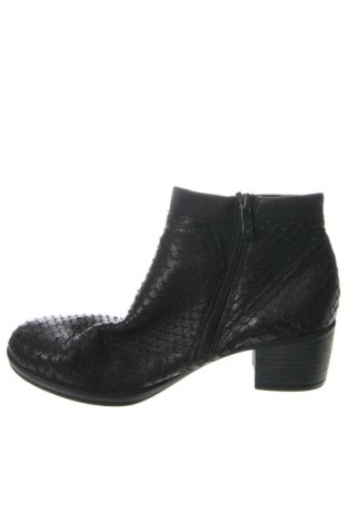 Dámské boty , Velikost 37, Barva Černá, Cena  161,00 Kč