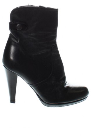 Dámské boty , Velikost 36, Barva Černá, Cena  127,00 Kč
