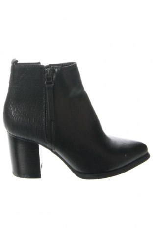 Γυναικείες μπότες, Μέγεθος 36, Χρώμα Μαύρο, Τιμή 11,88 €
