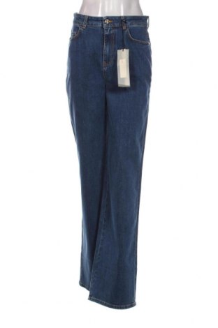 Dámske džínsy  Angela Davis, Veľkosť S, Farba Modrá, Cena  17,43 €
