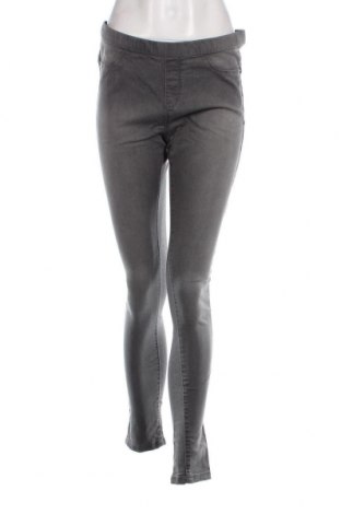 Damen Jeans Camaieu, Größe M, Farbe Grau, Preis 3,43 €