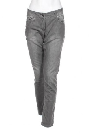 Damen Jeans Claire, Größe M, Farbe Grau, Preis 47,32 €