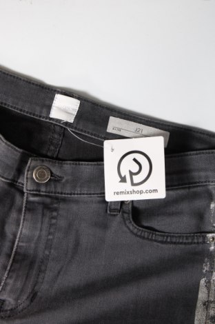 Damen Jeans Hugo Boss, Größe L, Farbe Grau, Preis € 50,13