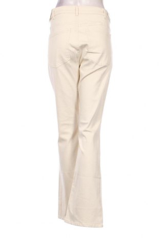 Γυναικείο Τζίν ONLY Carmakoma, Μέγεθος XL, Χρώμα Εκρού, Τιμή 9,72 €