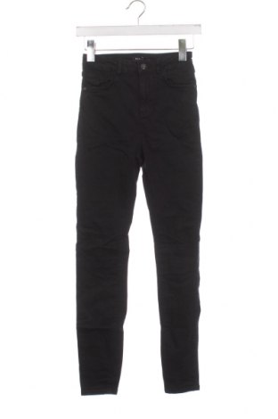 Dámské džíny  Reserved, Velikost XS, Barva Černá, Cena  139,00 Kč