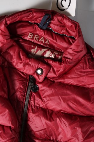 Dámská vesta  Brax, Velikost M, Barva Červená, Cena  1 291,00 Kč