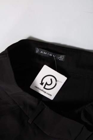 Дамски къс панталон Amisu, Размер M, Цвят Черен, Цена 31,36 лв.