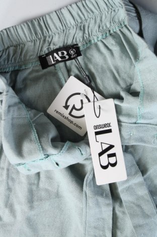 Дамски къс панталон Answear, Размер S, Цвят Зелен, Цена 12,40 лв.
