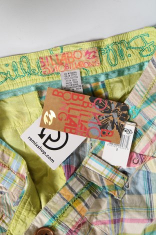 Γυναικείο κοντό παντελόνι Billabong, Μέγεθος XL, Χρώμα Πολύχρωμο, Τιμή 44,54 €