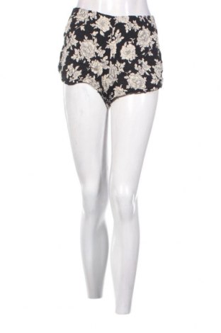 Γυναικείο κοντό παντελόνι Brandy Melville, Μέγεθος S, Χρώμα Πολύχρωμο, Τιμή 2,23 €