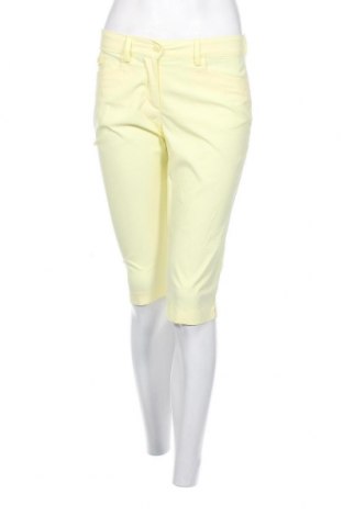 Дамски къс панталон Chervo, Размер S, Цвят Жълт, Цена 22,44 лв.